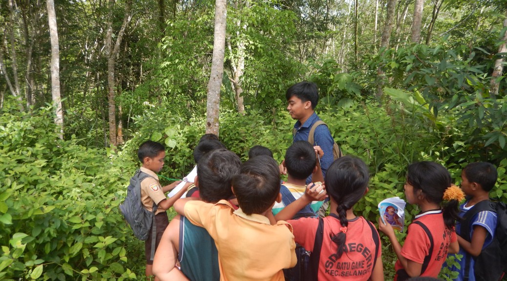 the jungle library project, pungky nanda, environmental education, sumatra, indonesia